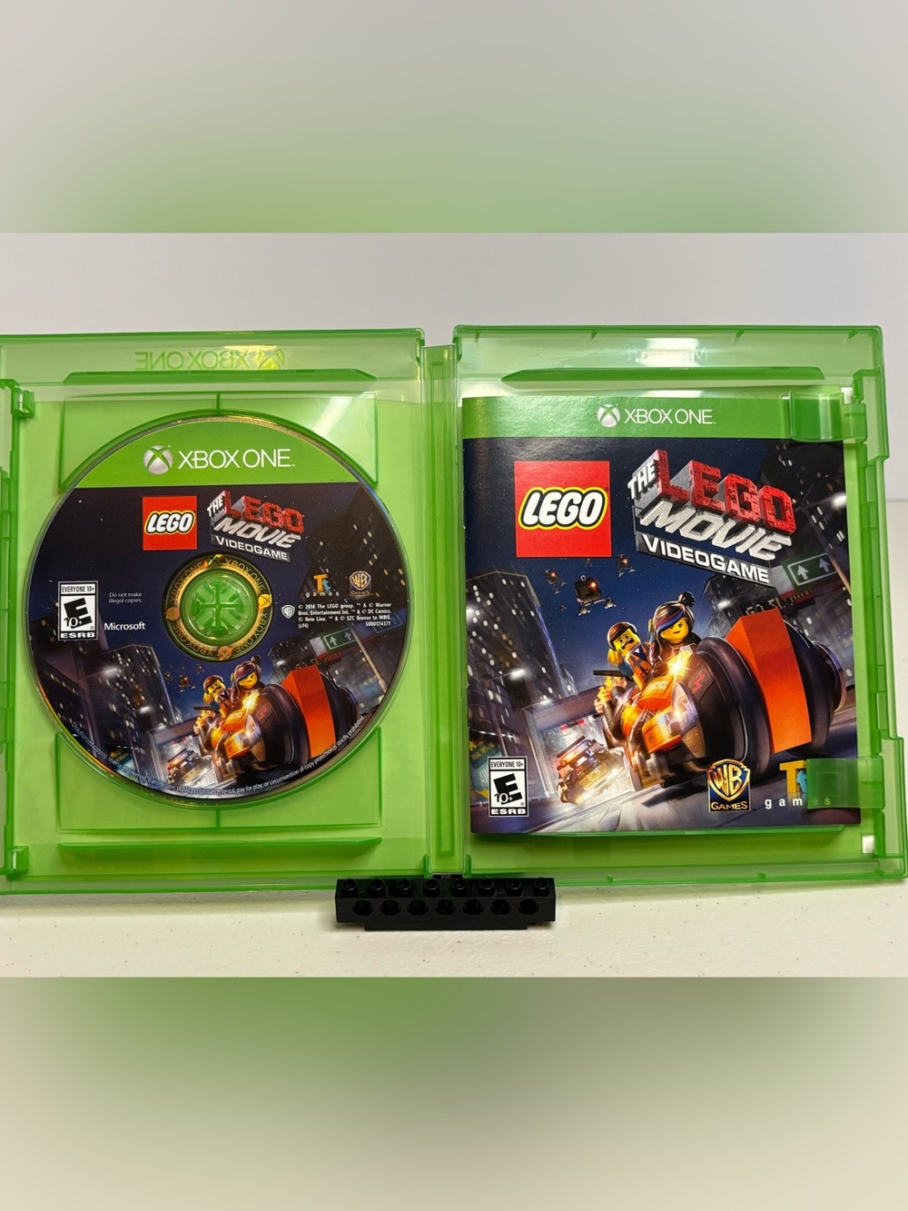 Xbox One LEGO Video Game Bundle - Complete in Box - Picture 5 of 8